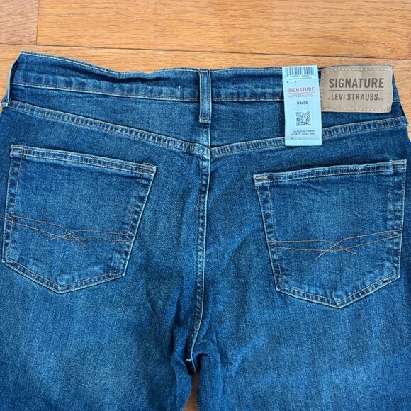 NEW Signature Levi's Strauss Mens 33x30 Straight Fit Relaxed Jeans Dark Wash - Picture 3 of 8